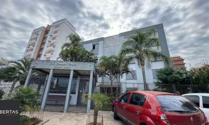 Apartamento no bairro Cristal - 1 dormitórios - 1 vaga de garagem