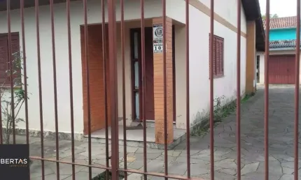 Casa para Venda - 120m², 3 dormitórios, 5 vagas - Marechal Rondon