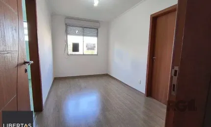 Apartamento 01 do. com estacionamento junto ao novo Cestto da Av. Protásio Alves