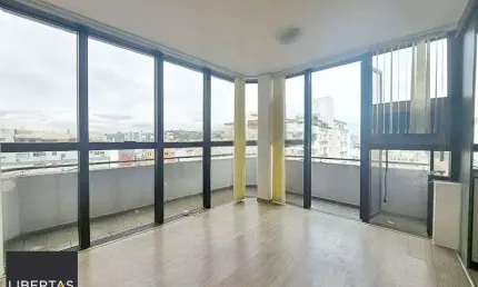 Sala comercial à venda na Avenida Érico Veríssimo, 720, Menino Deus, Porto Alegre
