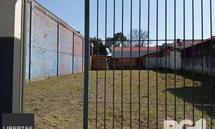 Terreno comercial de 572 m2,  medindo 14,30 m de testada x 40 m de profundidade  na Av. Boqueirão em Canoas-RS.