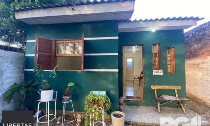 Casa com 2 quartos à venda na Avenida Juca Batista, 2410, Cavalhada, Porto Alegre