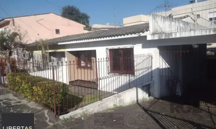 Casa 2 dormitórios, 1 vaga, bairro vila cachoeirinha