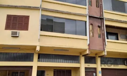 Apartamento térreo, 2 dormitíos, 1 vaga, Bairro Vista Alegre