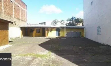 Terreno à venda na Avenida Presidente Getúlio Vargas, 3273, Centro, Alvorada