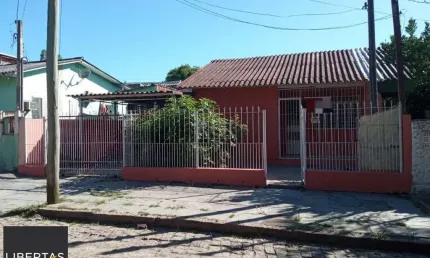 Casa com 2 quartos à venda na Acesso H, 322, Restinga, Porto Alegre