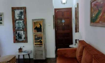 Apartamento de 2 dormitórios,  sala, cozinha, área de serviço separada, banheiro social