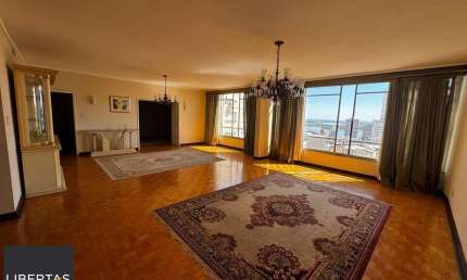 Apartamento super Amplo em frente a Santa Casa, Centro Histórico - POA