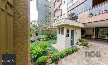Apartamento no bairro Auxiliadora com 90m² de 2 dormitórios e 2 vagas