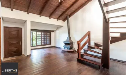 Casa para Venda - 280m², 3 dormitórios, sendo 1 suites, 2 vagas - Espirito Santo