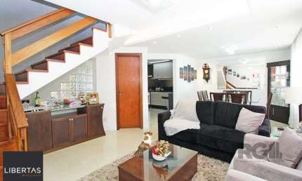 Vende-se casa duplex 3 dormitórios com 2 vagas próximo ao Clínicas - Santana
