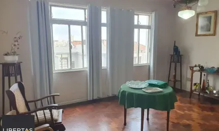 Apartamento de 3 quartos no bairro Independência em Porto Alegre