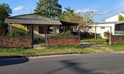 Casa com 3 quartos à venda na Rua Bento Silva Nunes, 150, Restinga, Porto Alegre