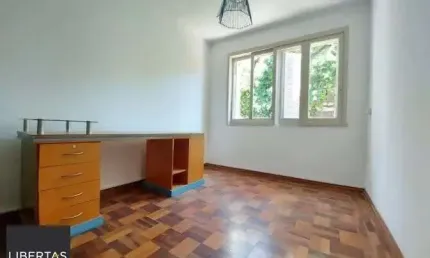 Apartamento com 2 dormitórios  à venda em Praia de Belas, Porto Alegre.
