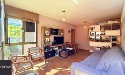 Apartamento com 2 quartos à venda na Rua Jardim Cristofel, 76, Independência, Porto Alegre