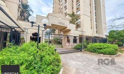 Apartamento de 03 dormitórios no Bairro Azenha Porto Alegre/RS