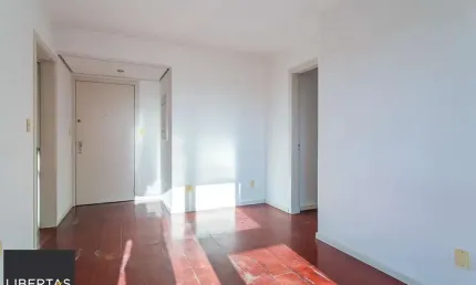 Apartamento de 2 quartos, 76m² privativos e 1 vaga de garagem junto ao carrefour