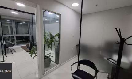 Sala comercial à venda na Avenida Ipiranga, 40, Praia de Belas, Porto Alegre