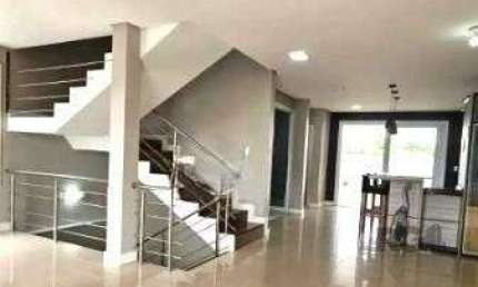 Casa sobrado no Condomínio Verdes Campos 4 dormitórios 4 vagas