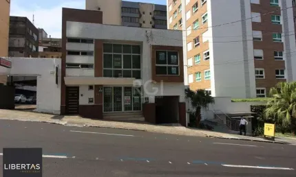 Ótimo Prédio Para comprar no Bairro Independência na Avenida Mostardeiro próximo ao Parcão