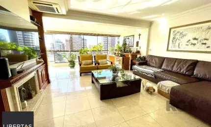 Ótimo apartamento com 3 dormitórios e 2 vagas em localização estratégica!