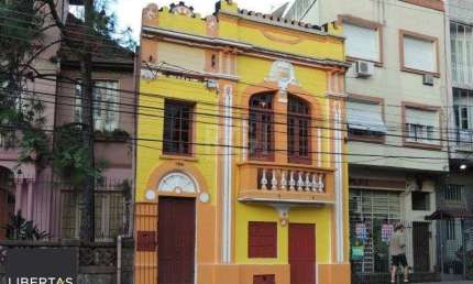 Casa com 2 dormitórios, 288 m² para Comprar - Cidade Baixa - Porto Alegre/RS