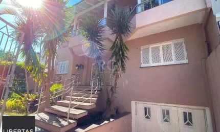 Casa para comprar com 4 dormitórios, 458 m² - Chácara das Pedras - Porto Alegre