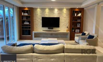 Casa para Comprar  com vista deslumbrante no Chácara das Pedras!