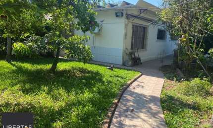 Casa com 3 quartos à venda na Estrada João Passuelo, 947, Vila Nova, Porto Alegre