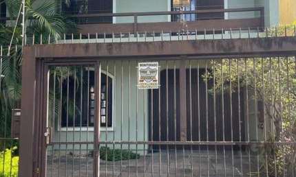Casa com 5 quartos à venda na Rua Menezes Paredes, 238, Nonoai, Porto Alegre