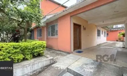 Casa para Venda - 177.5m², 3 dormitórios, 3 vagas - Cavalhada