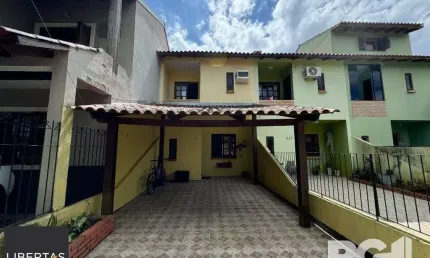 Casa com 2 quartos à venda na Rua Baldoino Bottini, 235, Hípica, Porto Alegre