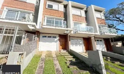 Sobrado para Venda - 100m², 3 dormitórios, sendo 3 suites, 2 vagas - Portal Do Guarujá