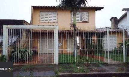 Casa para Venda - 275m², 4 dormitórios, 2 vagas - Guarujá