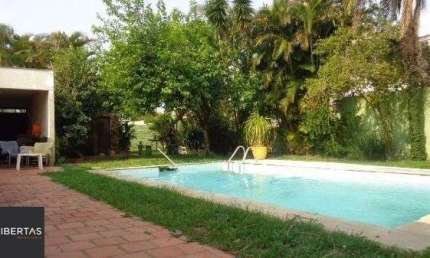 Casa para Venda - 200m², 3 dormitórios, sendo 1 suites, 4 vagas - Ipanema