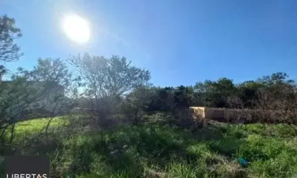 Terreno em Porto Alegre, no bairro Espírito Santo, à venda.