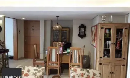 Apartamento para Venda - 104.22m², 3 dormitórios, sendo 1 suites, 1 vaga - Floresta