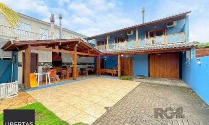 Casa para Venda - 399m², 4 dormitórios, sendo 1 suites, 6 vagas - Vila Nova