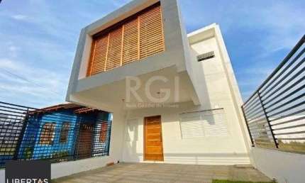 Casa para Venda - 217m², 3 dormitórios, sendo 1 suites, 2 vagas - Hípica