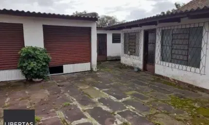 Casa para Venda - 420m², 2 dormitórios, sendo 1 suites, 4 vagas - Nonoai
