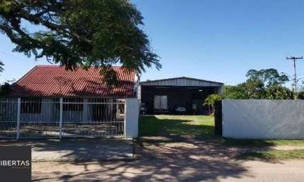 Casa para Venda - 110m², 4 dormitórios, Ponta Grossa