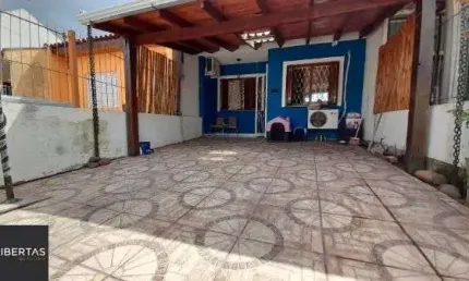 Casa para Venda - 62m², 2 dormitórios, 2 vagas - Hípica