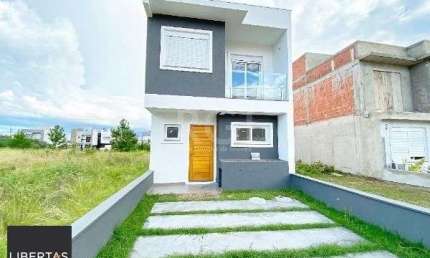 Casa para Venda - 120m², 3 dormitórios, sendo 1 suites, 2 vagas - Hípica