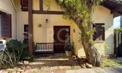 Casa para Venda - 683.64m², 4 dormitórios, sendo 3 suites, 6 vagas - Tristeza