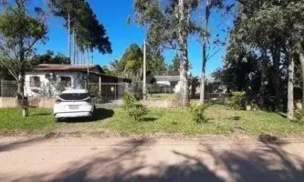 Sítio em Porto Alegre, no bairro São Caetano, com 5 dormitório(s), e 5 banheiros, à venda.