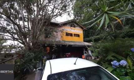 Casa em Porto Alegre, no bairro Vila Conceição, com 1 dormitório(s), e 1 banheiros, à venda.
