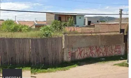 Terreno em Porto Alegre, no bairro Hípica, à venda.