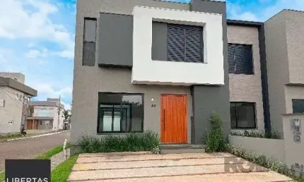 Casa Condominio em Porto Alegre, no bairro Hípica, com 3 dormitório(s), e 3 banheiros, à venda.