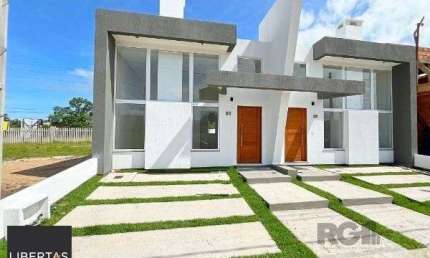 Casa Condominio em Porto Alegre, no bairro Hípica, com 3 dormitório(s), e 3 banheiros, à venda.