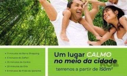 Terreno em Porto Alegre, no bairro Tristeza, à venda.